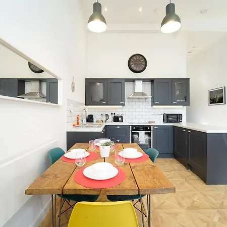 Spacious 2 Bedroom City Centre Apartment Leeds  Esterno foto